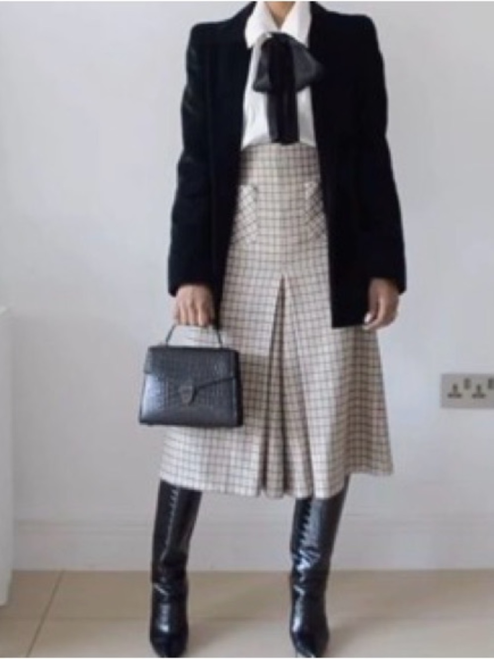 Brooks Brothers 346 Brown Houndstooth Pleated Pencil Skirt - Picture 8 of 8